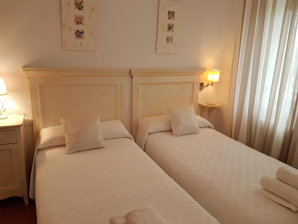 Tres Hermanos Con Piscina Privada Pelabravo Buitenkant foto